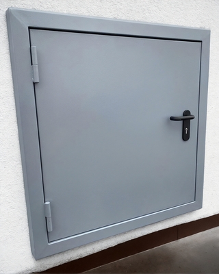 Чердачный огнеупорный люк