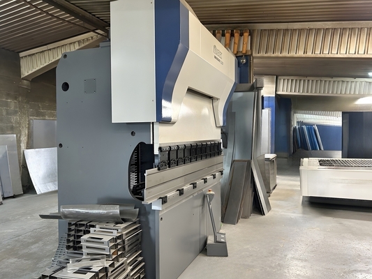 Промышленный пресс для листового металла